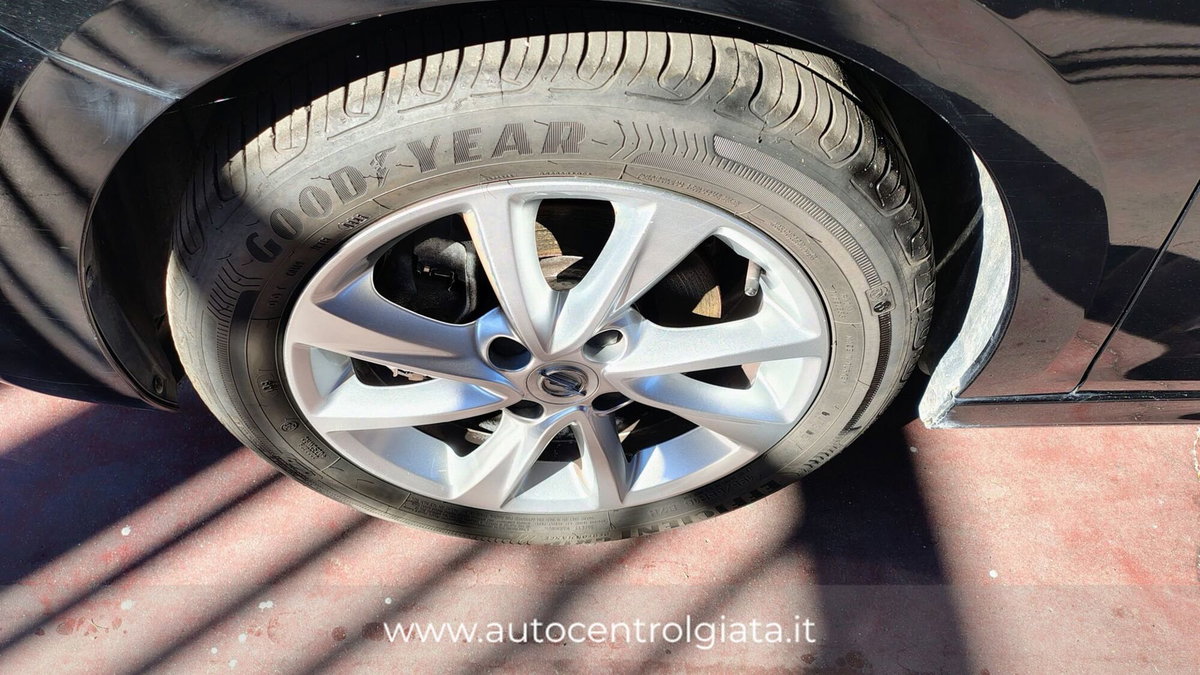 Opel Corsa 1.2 100 CV Elegance (9)
