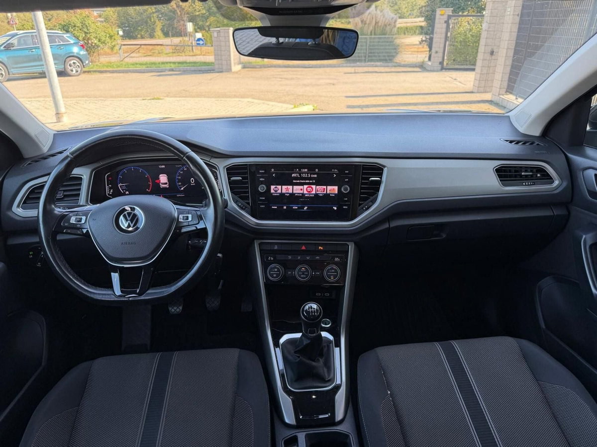 Volkswagen T-Roc 1.0 TSI Style (8)