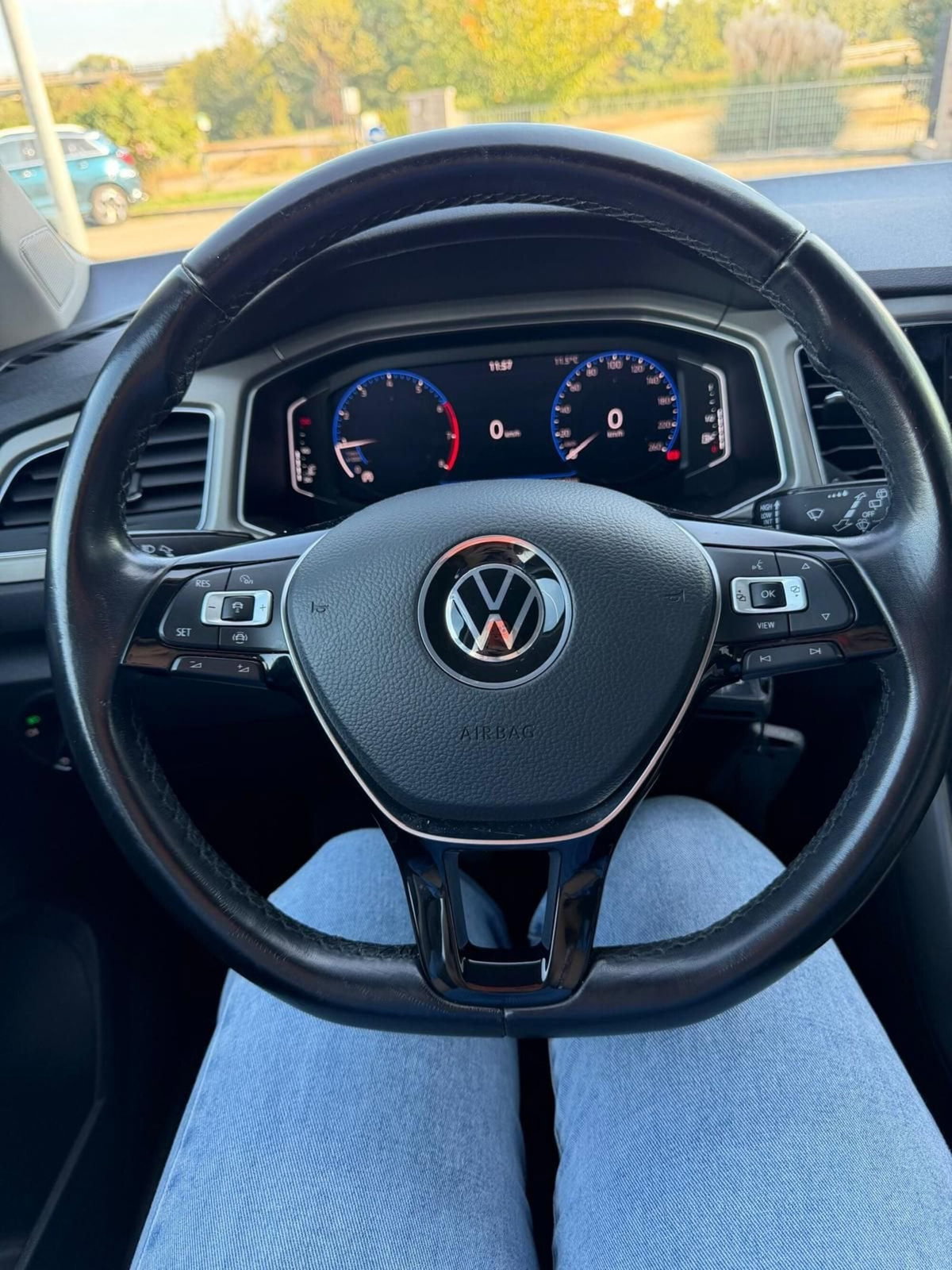 Volkswagen T-Roc 1.0 TSI Style (9)