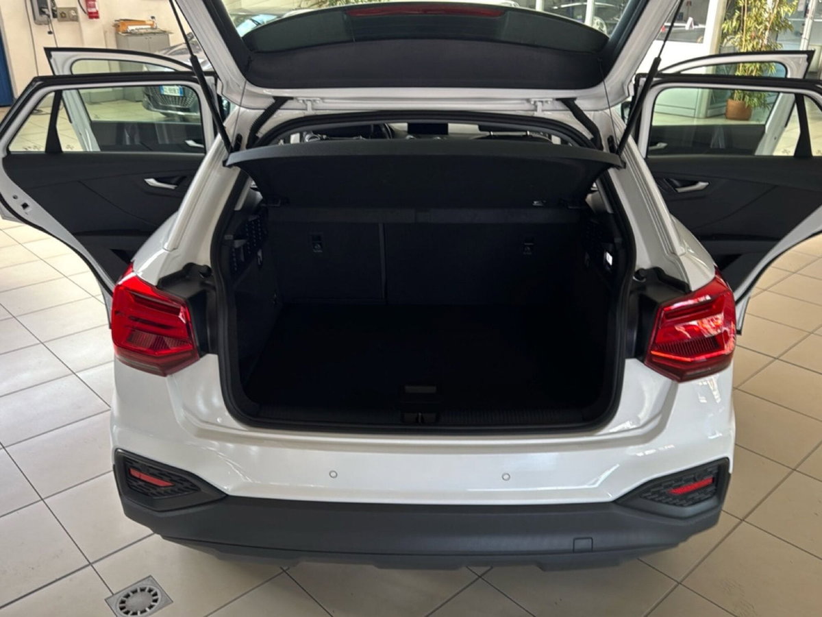 Audi Q2 35 1.5 tfsi Business Advanced s-tronic (13)