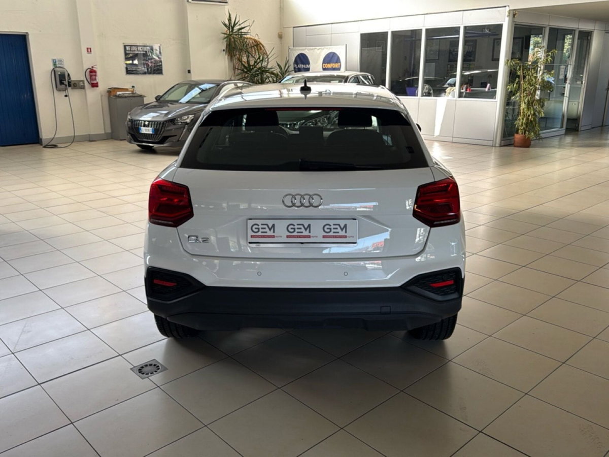Audi Q2 35 1.5 tfsi Business Advanced s-tronic (4)
