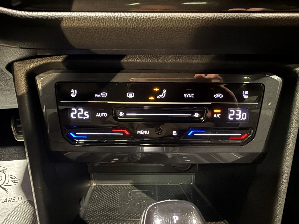 Volkswagen Tiguan 2.0 TSI DSG 4MOTION R-Line (13)