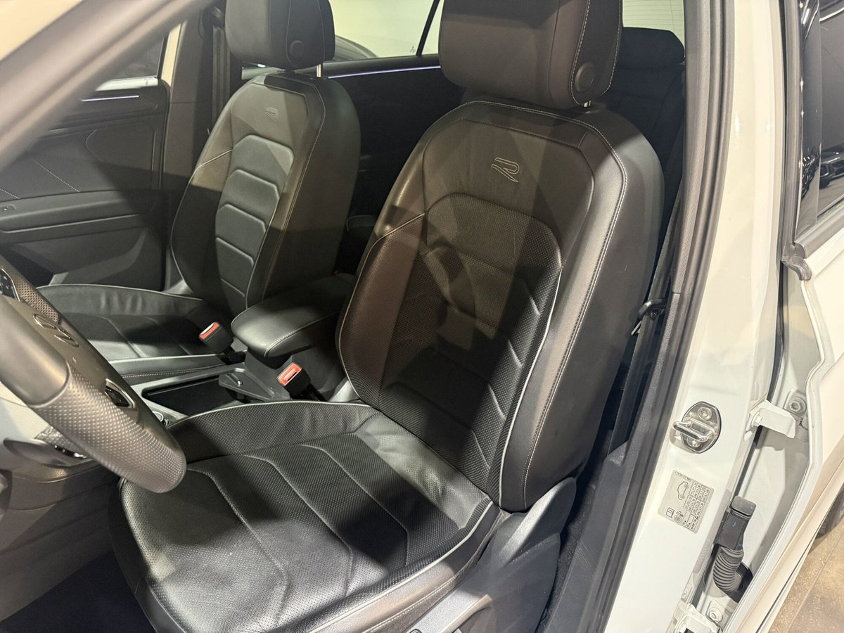 Volkswagen Tiguan 2.0 TSI DSG 4MOTION R-Line (18)