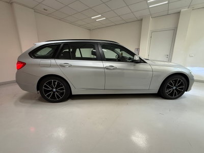 BMW Serie 3 Touring 320d  Business Advantage (17)