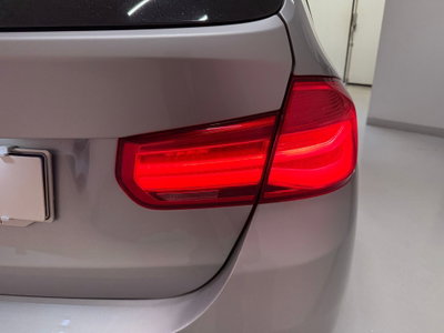 BMW Serie 3 Touring 320d  Business Advantage (20)