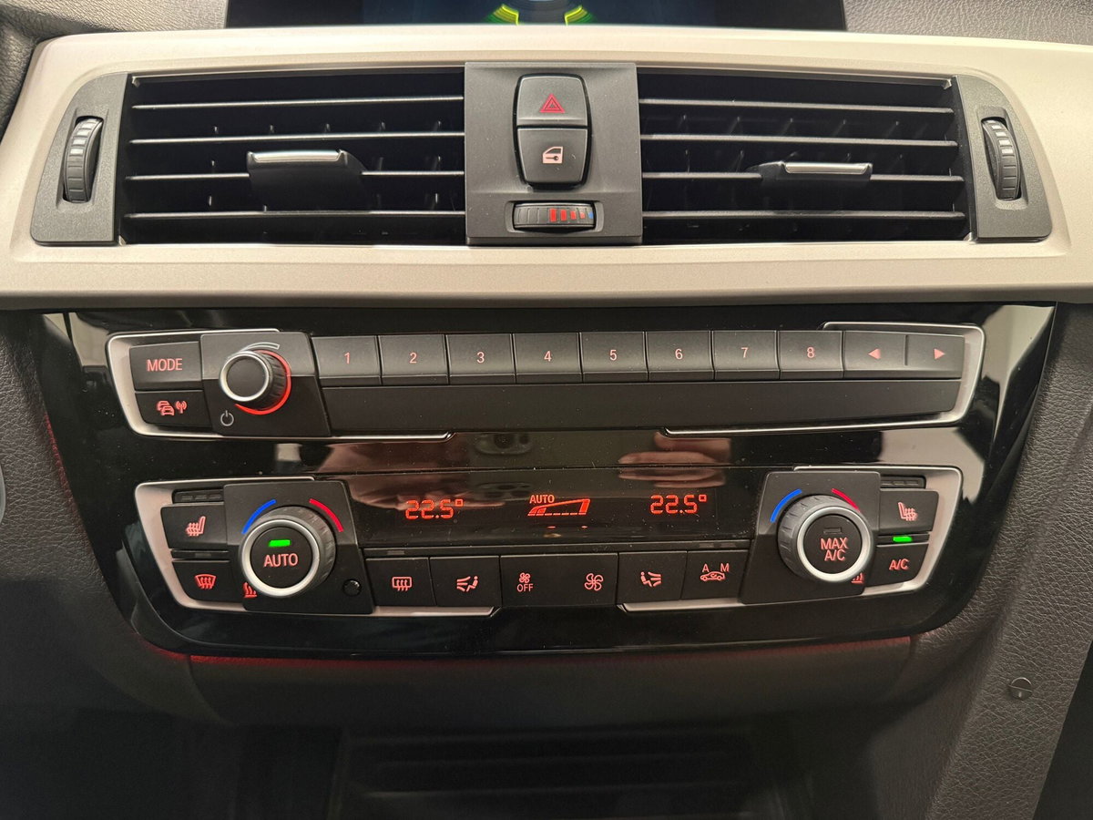 BMW Serie 3 Touring 320d  Business Advantage (6)