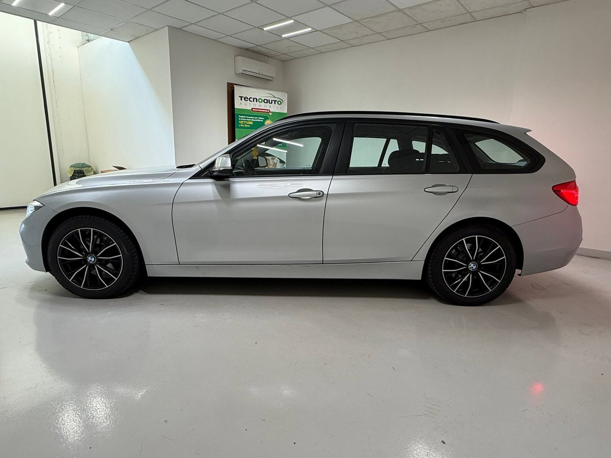 BMW Serie 3 Touring 320d  Business Advantage (8)