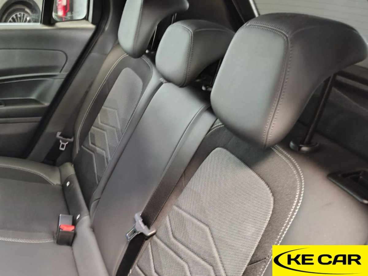 Jeep Avenger full-electric Summit fwd 156cv auto (6)
