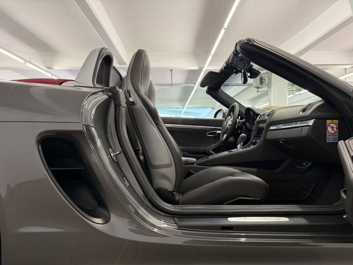 Porsche Boxster 3.4 S (10)