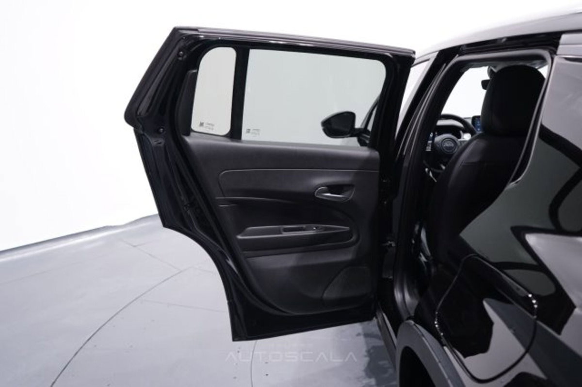 Jeep Avenger 1.2 turbo e-hybrid mhev Summit fwd 110cv edct6 (20)