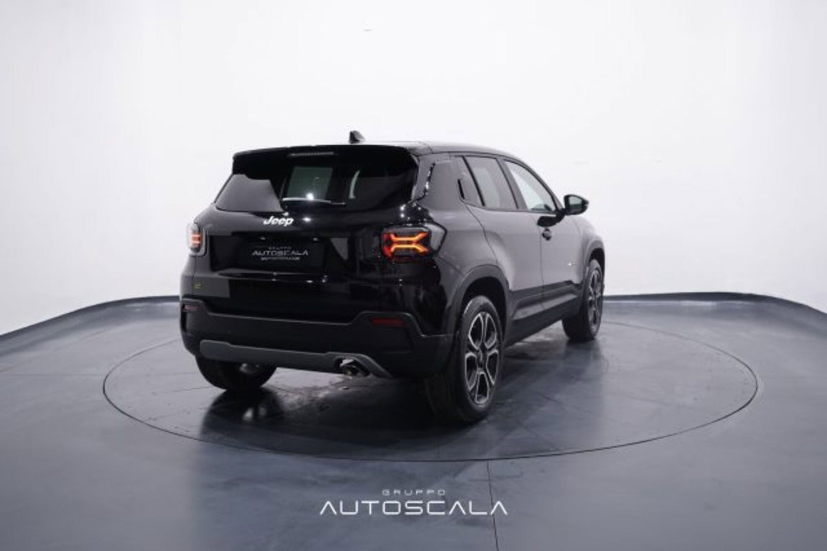 Jeep Avenger 1.2 turbo e-hybrid mhev Summit fwd 110cv edct6 (6)