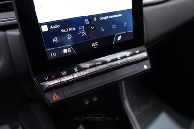 Renault Captur 1.2 eco-g Techno 120cv (16)