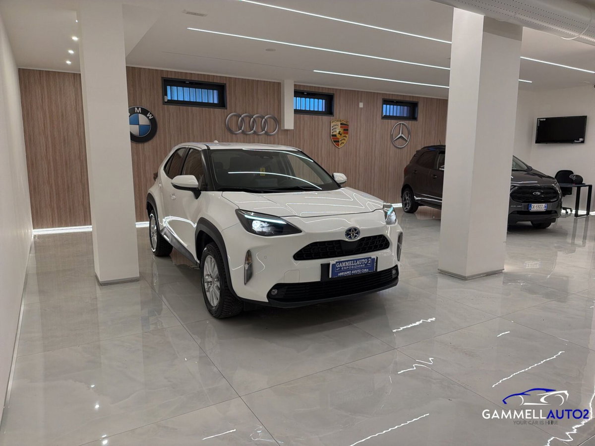 Toyota Yaris Cross Trend fwd 115cv e-cvt (2)