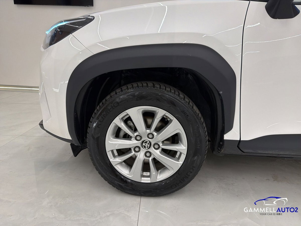 Toyota Yaris Cross Trend fwd 115cv e-cvt (4)