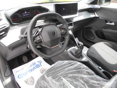 Peugeot 208 PureTech 100 Stop&Start 5 porte GT (18)
