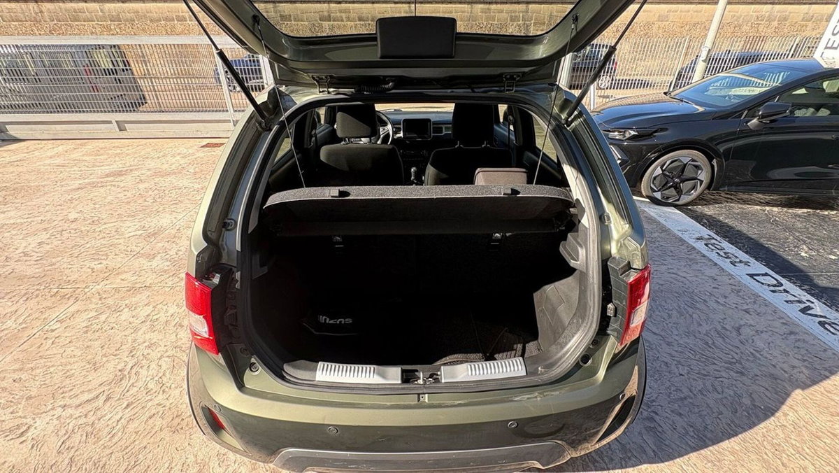 Suzuki Ignis 1.2 Hybrid Cool (7)