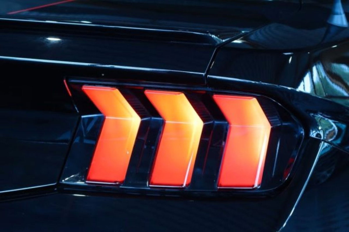 Ford Mustang Cabrio Convertible 2.3 EcoBoost (9)