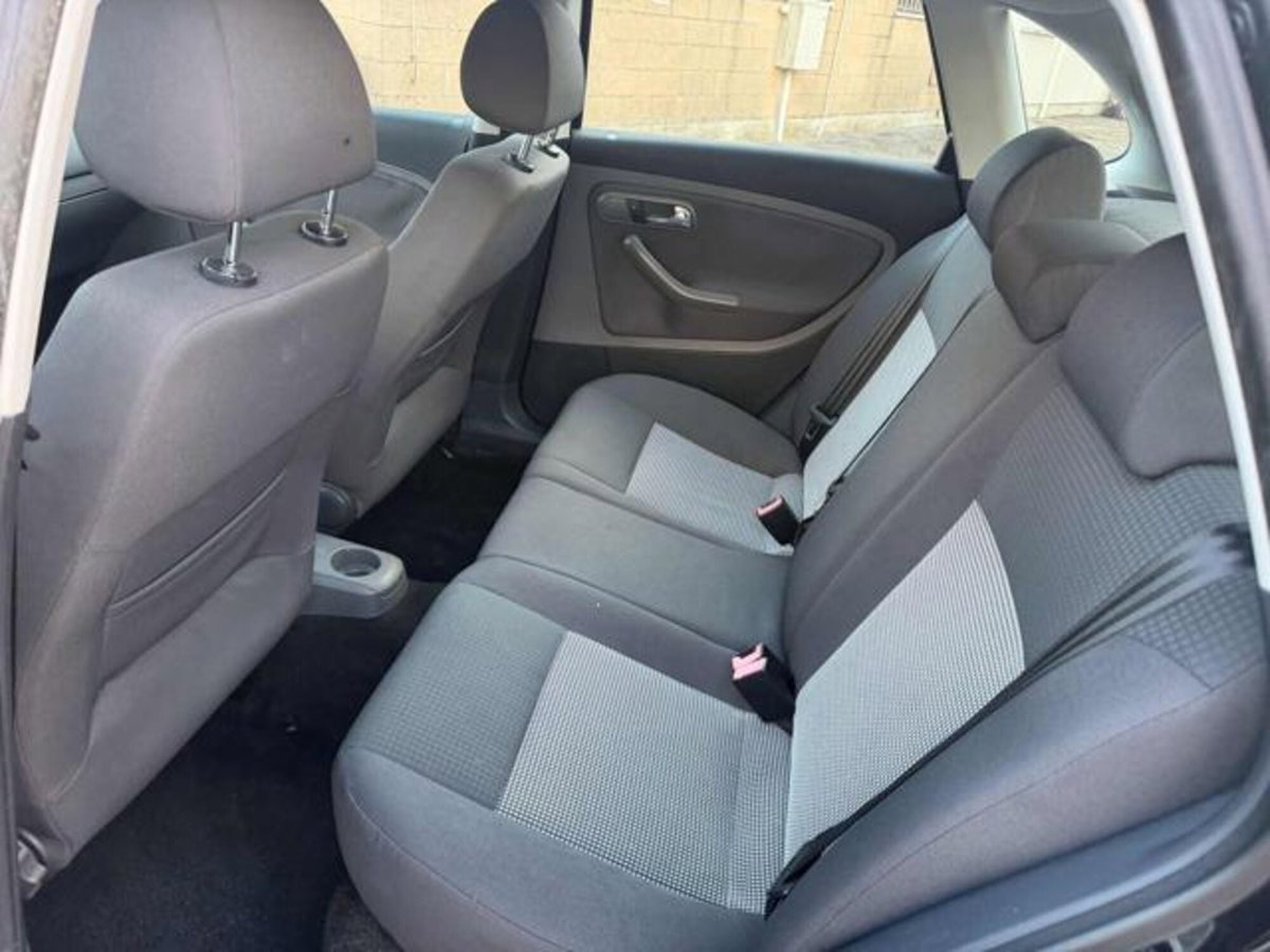 SEAT Ibiza 1.2 12V 70CV 5p. Stylance DUAL (10)