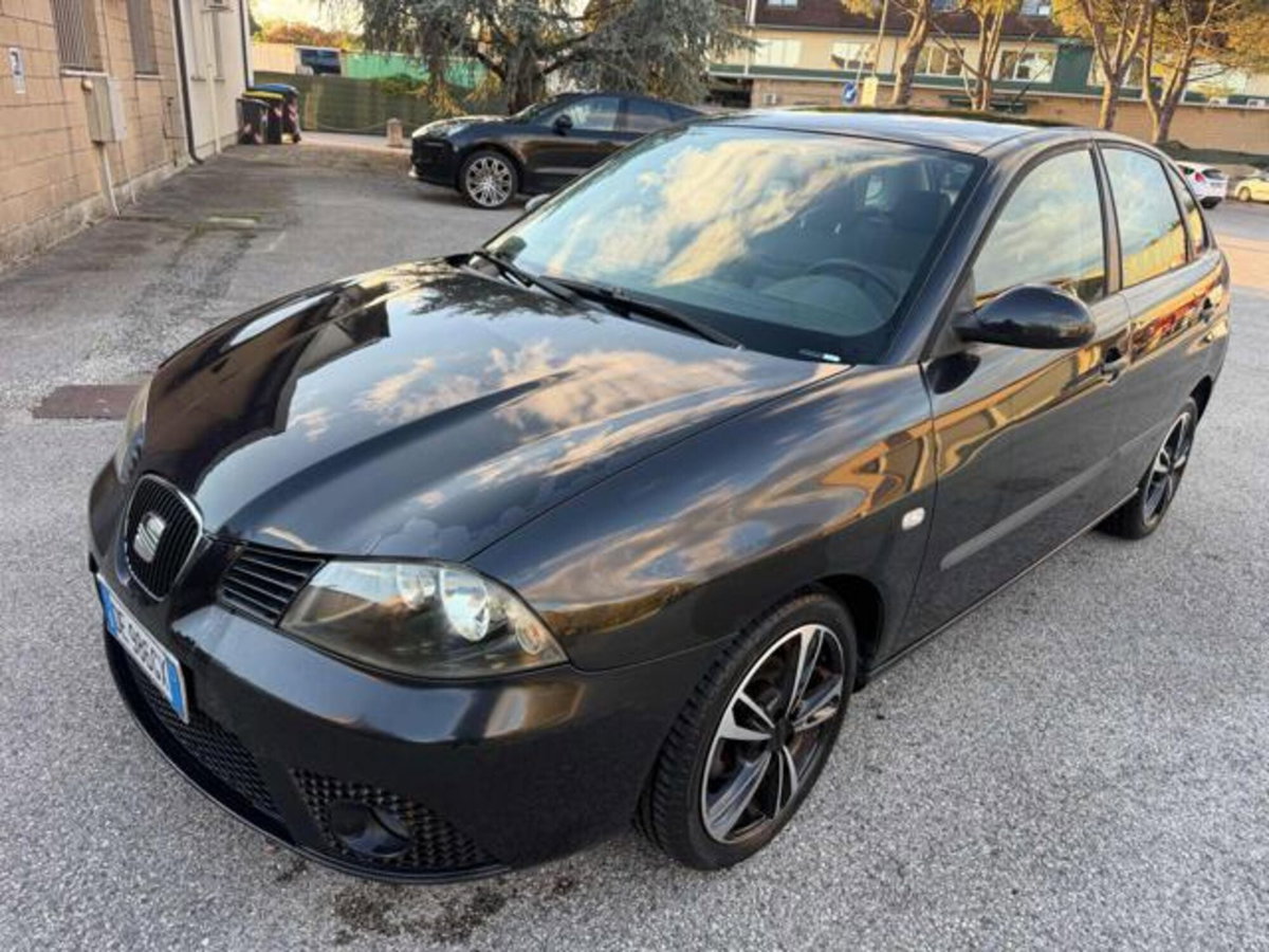 SEAT Ibiza 1.2 12V 70CV 5p. Stylance DUAL (4)