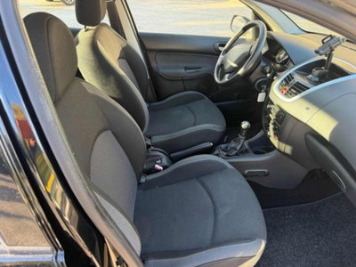 Peugeot 206 60CV 5p. Generation ECO GPL (5)