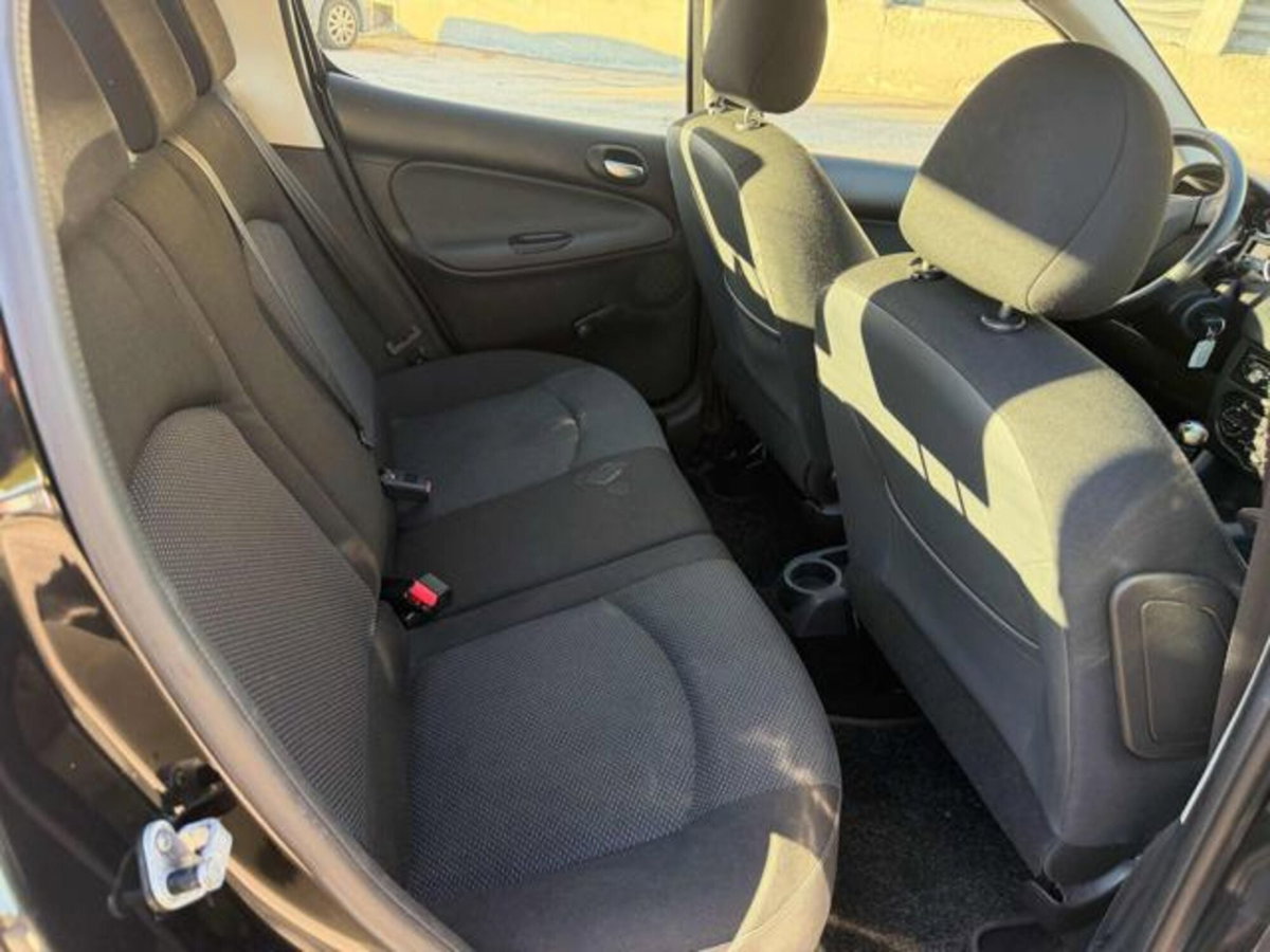 Peugeot 206 60CV 5p. Generation ECO GPL (9)