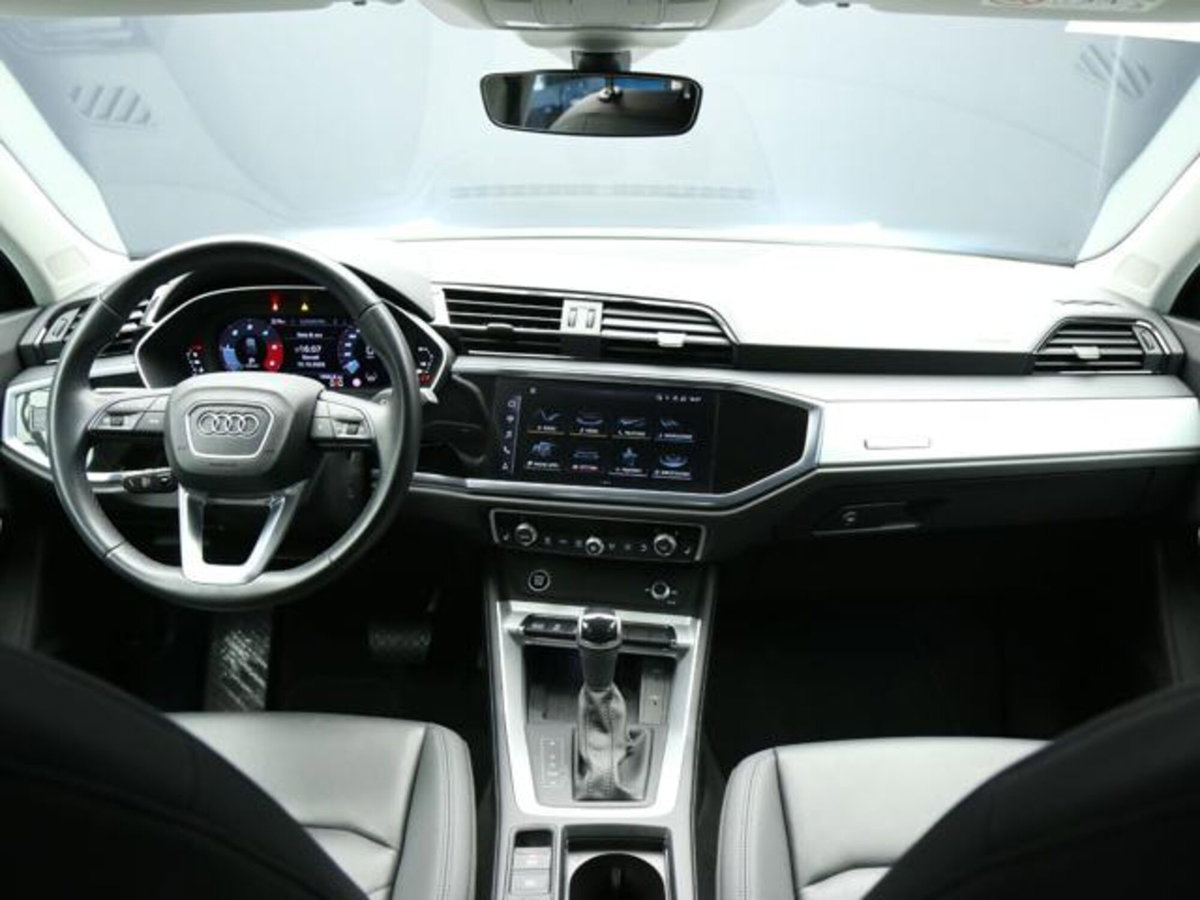 Audi Q3 Sportback 35 TDI quattro S tronic S line edition (12)