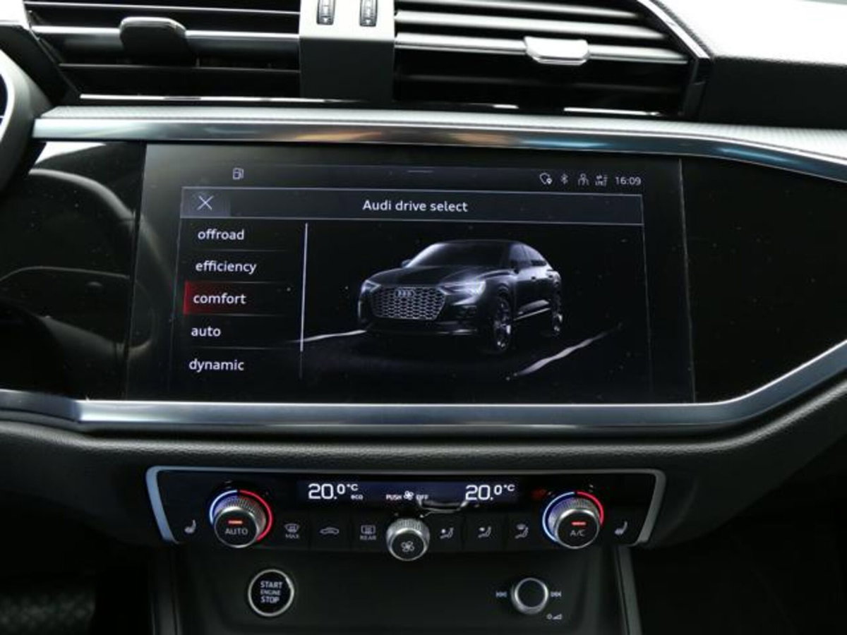 Audi Q3 Sportback 35 TDI quattro S tronic S line edition (15)