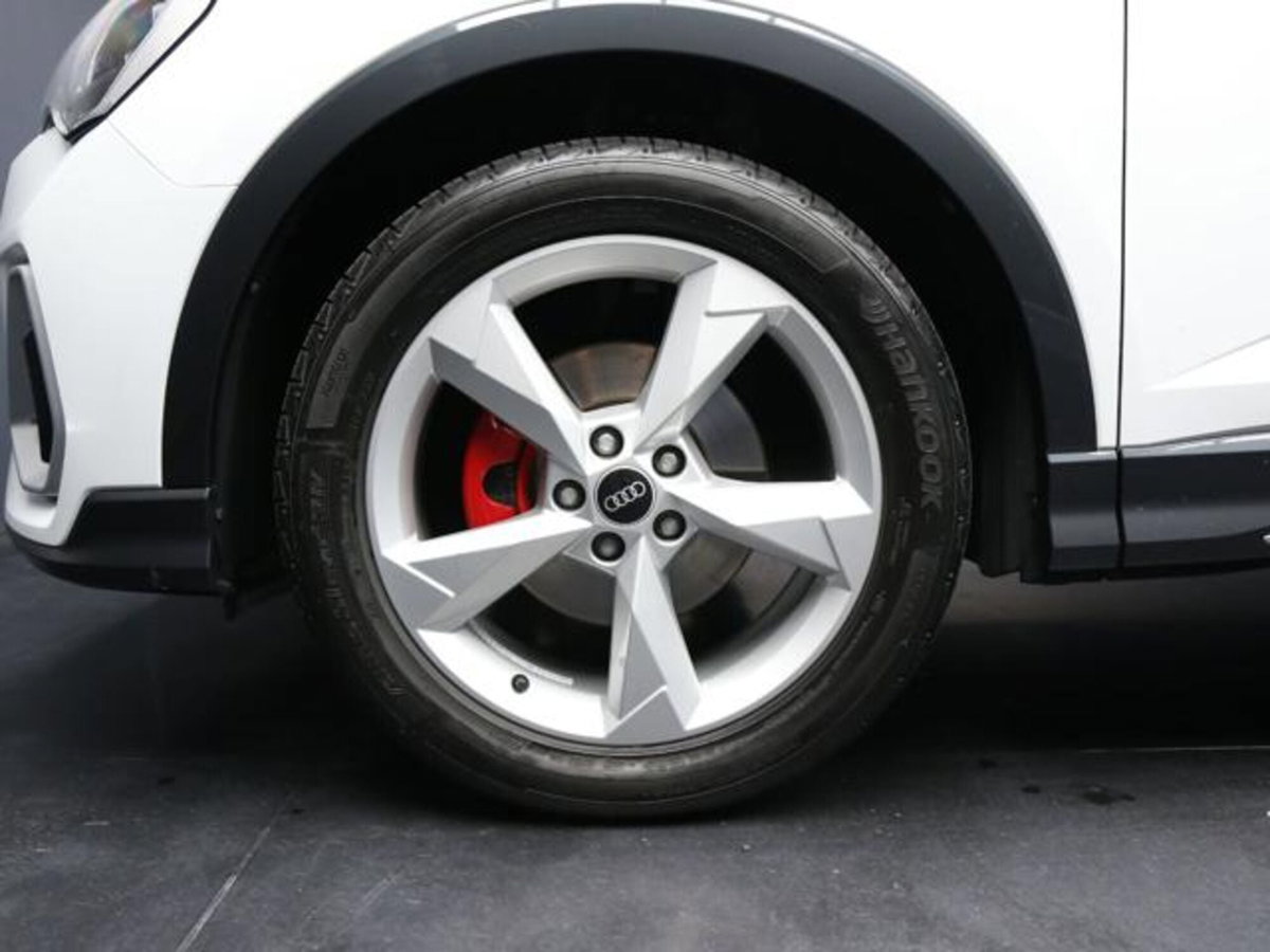Audi Q3 Sportback 35 TDI quattro S tronic S line edition (5)
