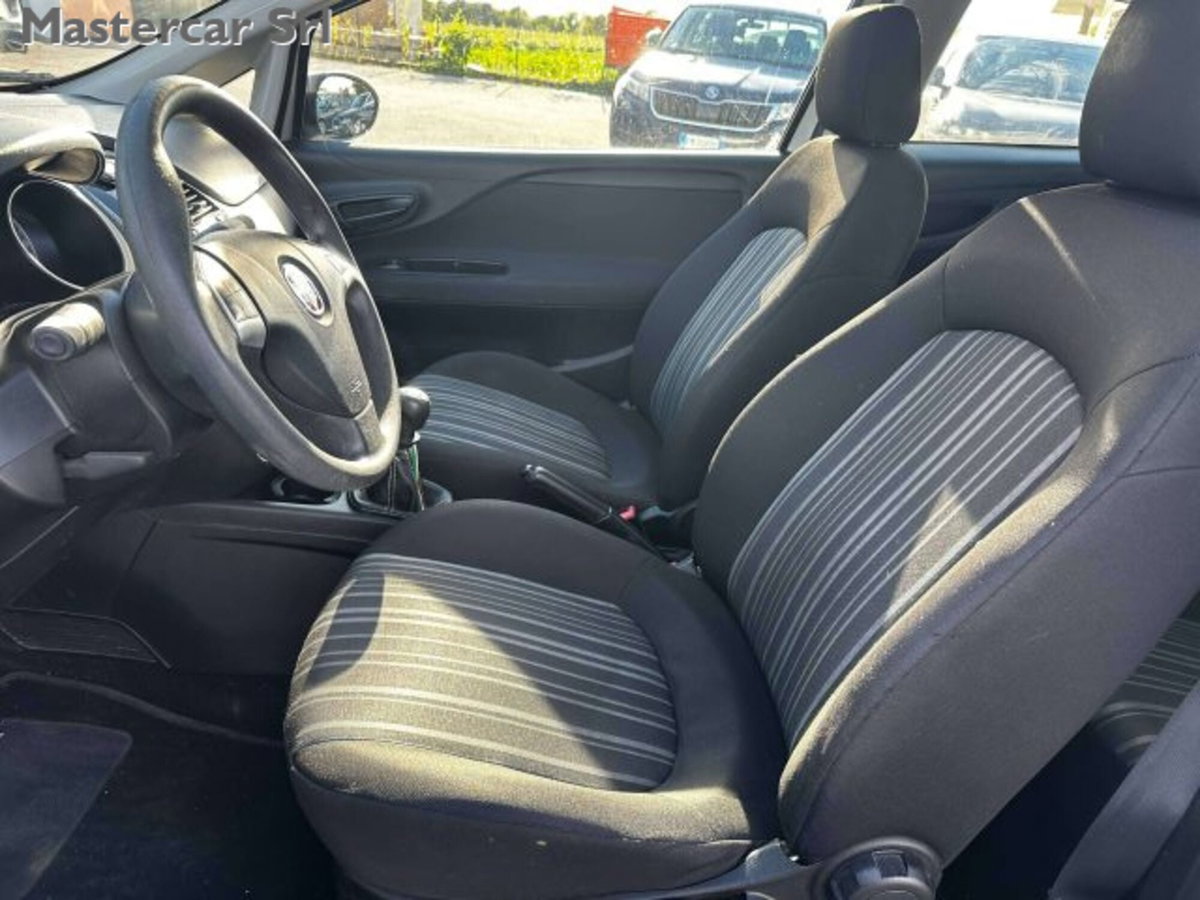 Fiat Punto Evo 1.2 3 porte S&S Dynamic (8)
