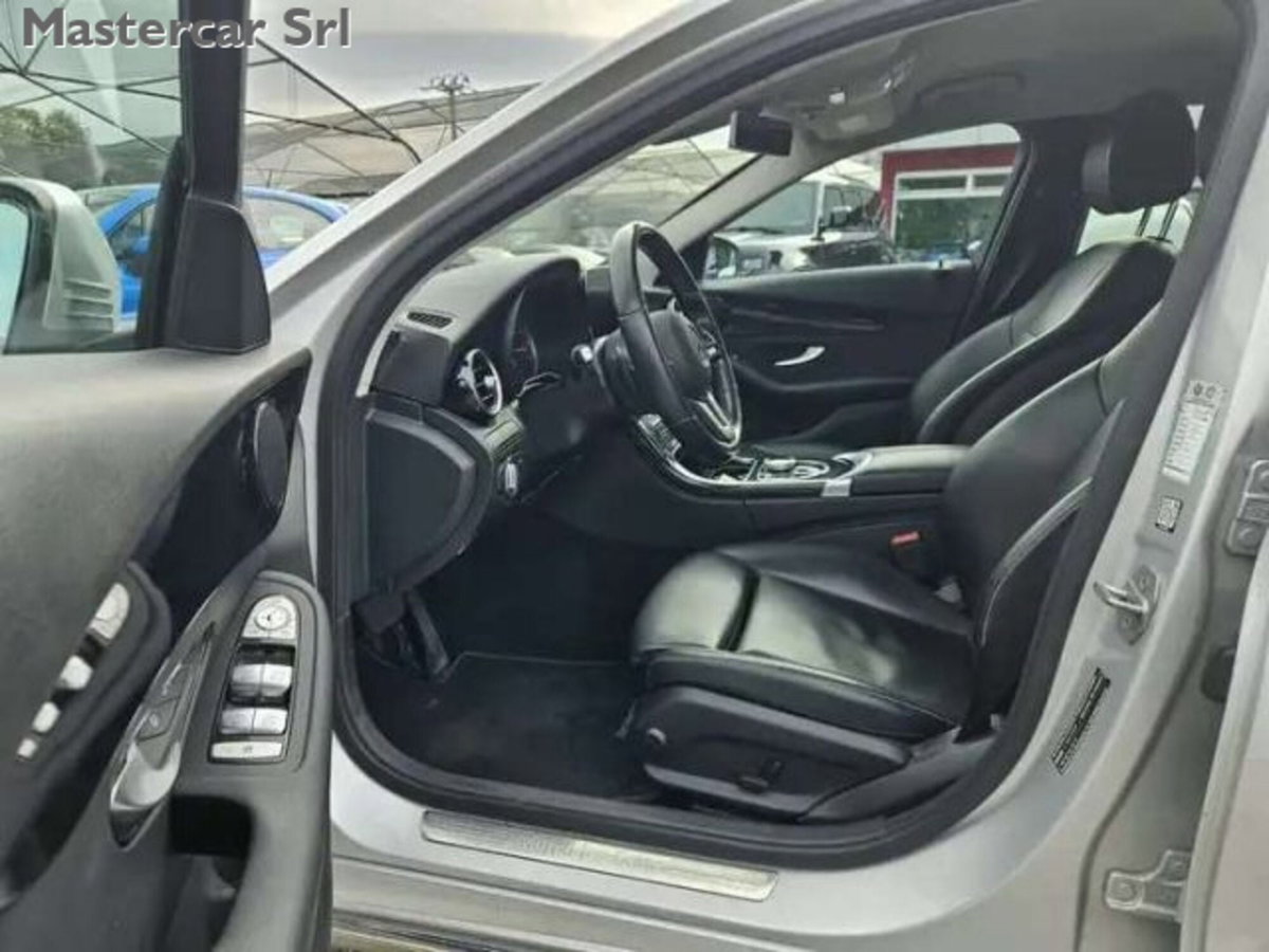 Mercedes-Benz Classe C Station Wagon 220 d 4Matic Auto Business (10)