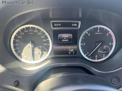 Infiniti Q30 1.5 diesel DCT Business Executive (14)