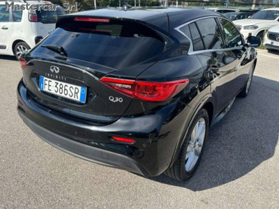 Infiniti Q30 1.5 diesel DCT Business Executive (5)