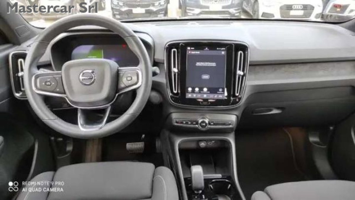 Volvo XC40 Recharge Pure Electric Single Motor FWD Plus (13)