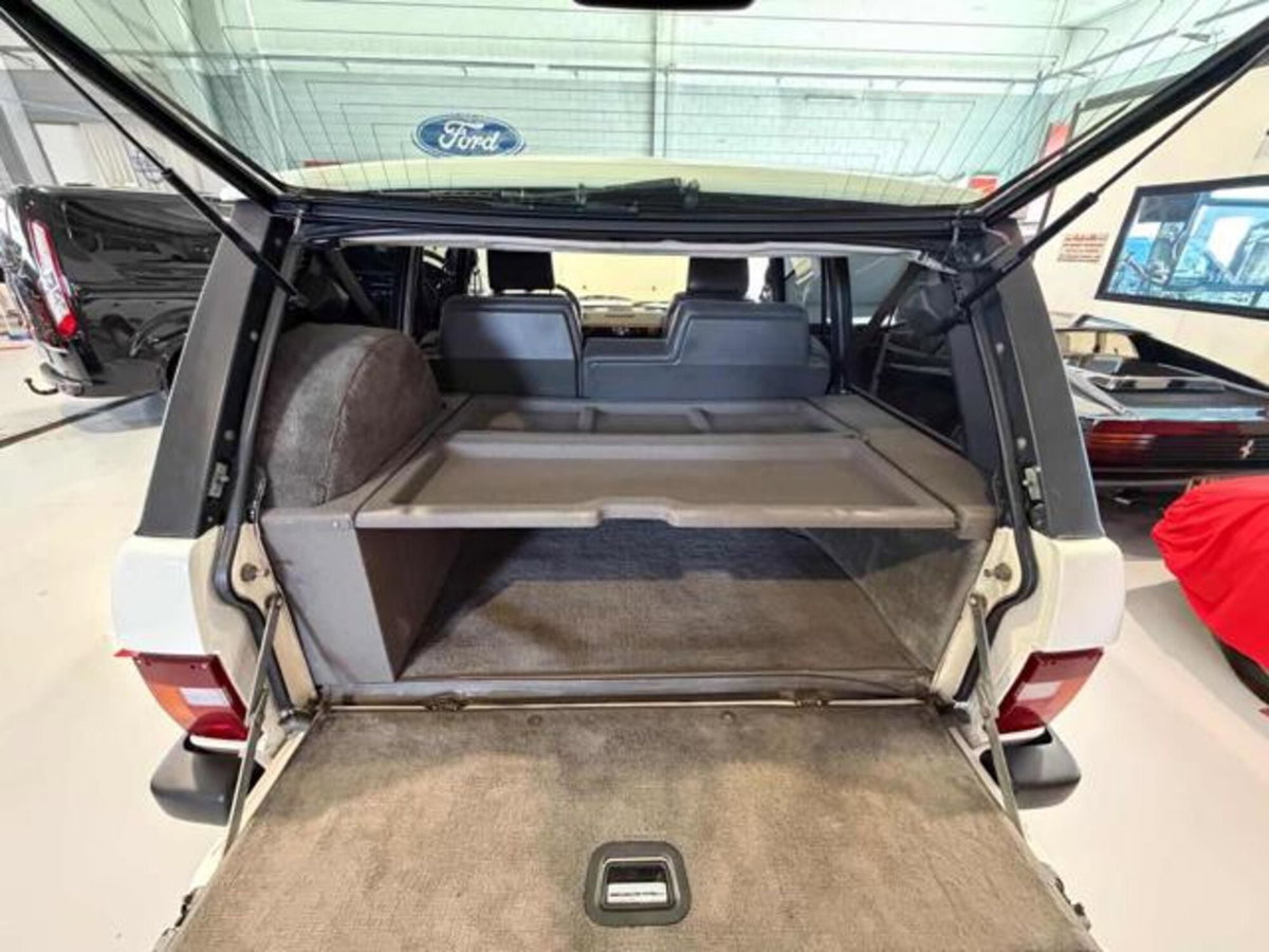 Land Rover Range Rover 3.9i 5 porte Vogue SE (11)