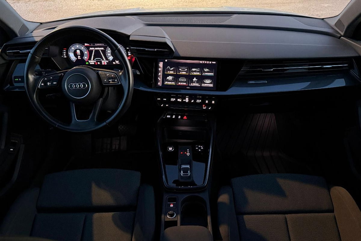 Audi A3 Sportback 35 TDI S tronic S line edition (12)