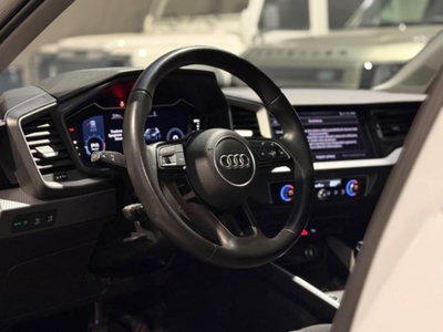 Audi A1 Sportback 30 TFSI S tronic Identity Black (10)