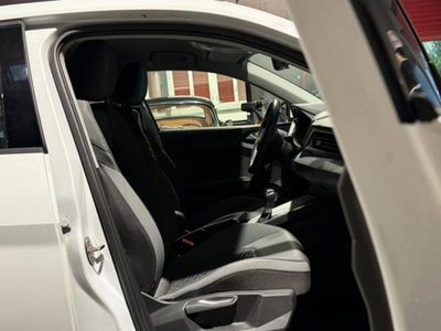 Audi A1 Sportback 30 TFSI S tronic Identity Black (14)