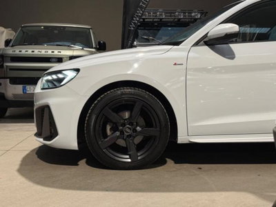 Audi A1 Sportback 30 TFSI S tronic Identity Black (7)