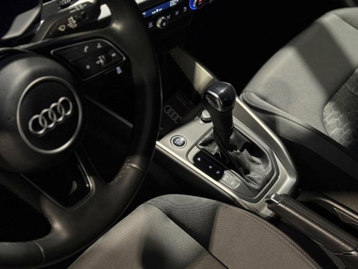 Audi A1 Sportback 30 TFSI S tronic Identity Black (9)