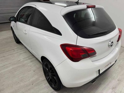 Opel Corsa Coupé 1.2 b-Color (4)