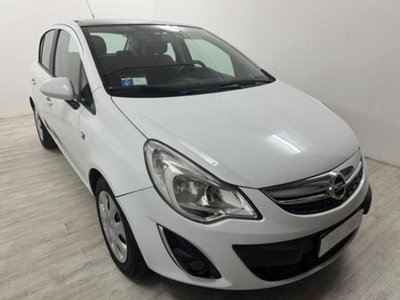 Opel Corsa 1.2 5 porte Cosmo (2)
