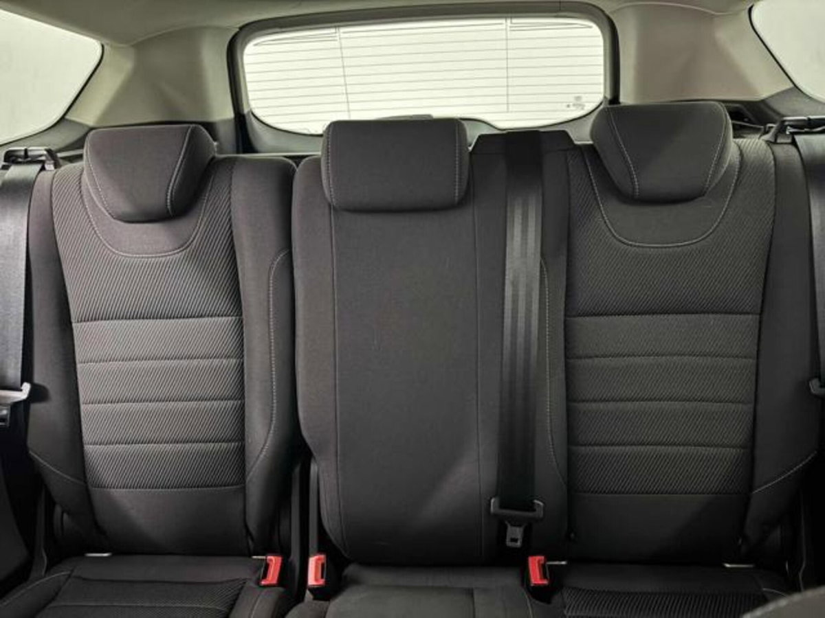 Ford Kuga 2.0 TDCI 120 CV S&S 2WD Titanium X (8)