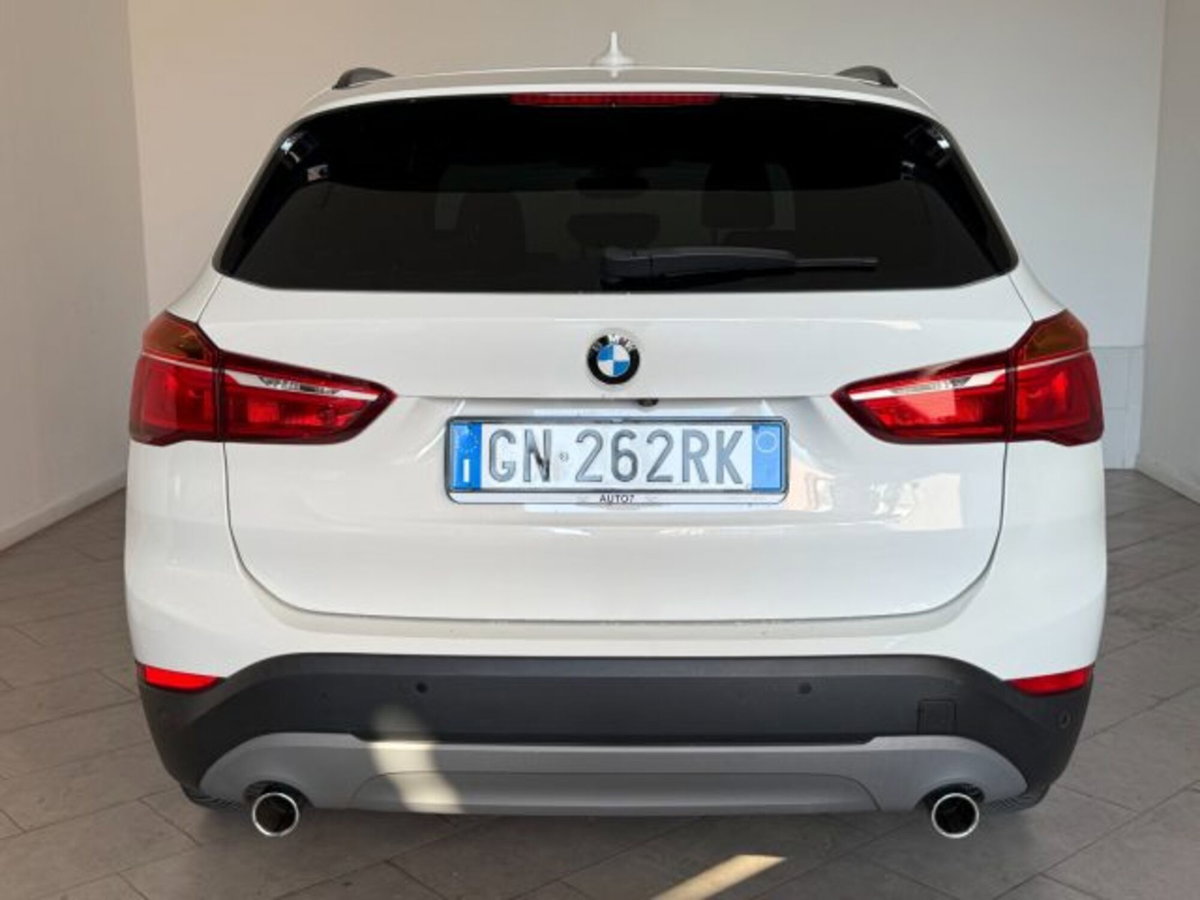 BMW X1 sDrive 18d Msport (4)