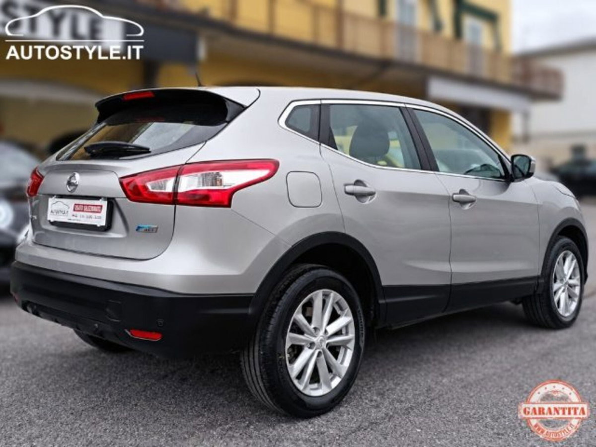 Nissan Qashqai 1.5 dCi DPF Acenta (10)