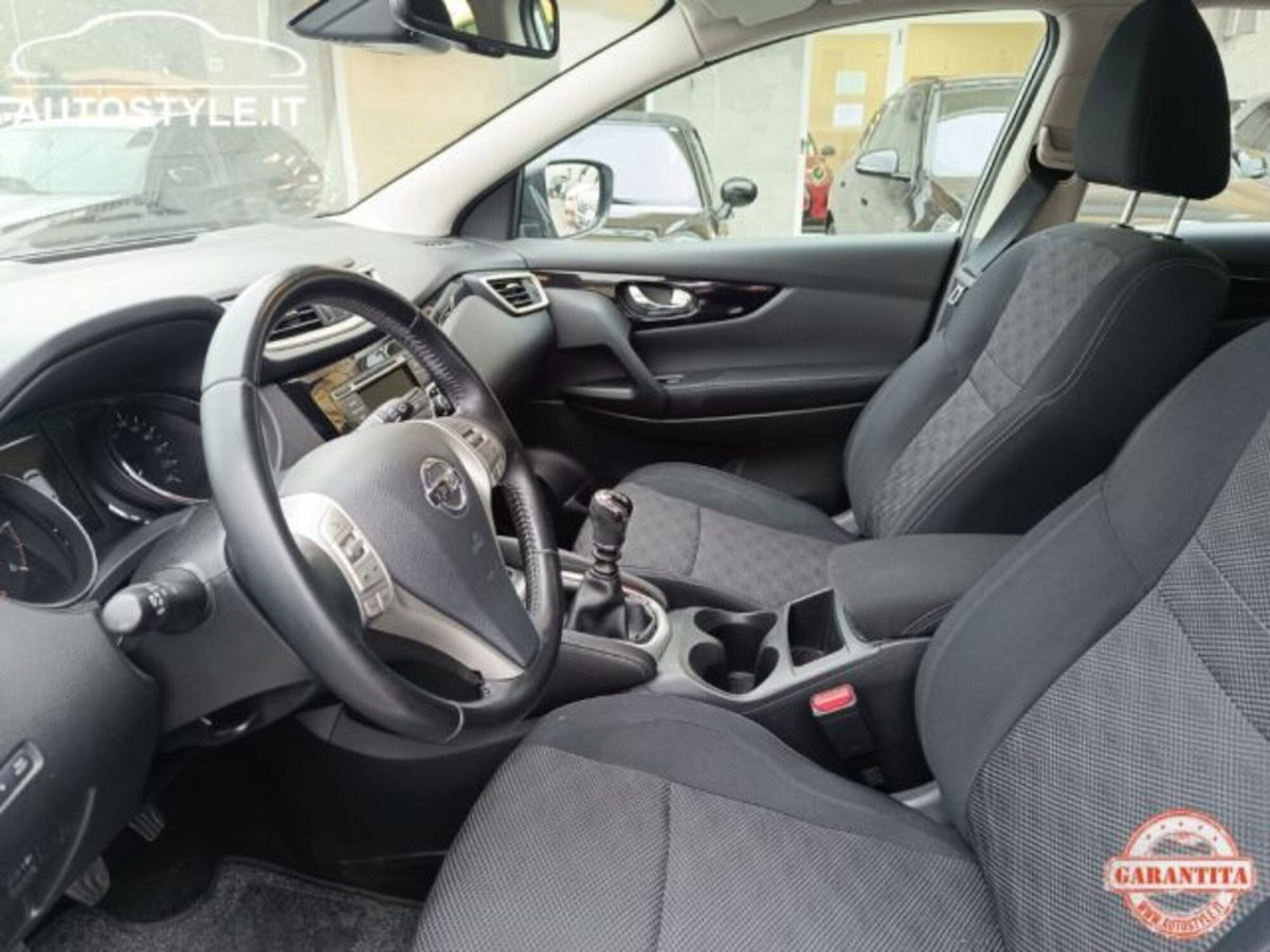 Nissan Qashqai 1.5 dCi DPF Acenta (11)