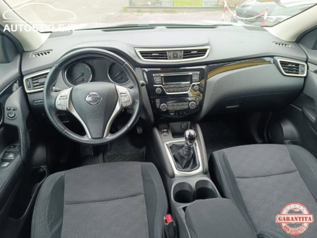 Nissan Qashqai 1.5 dCi DPF Acenta (3)