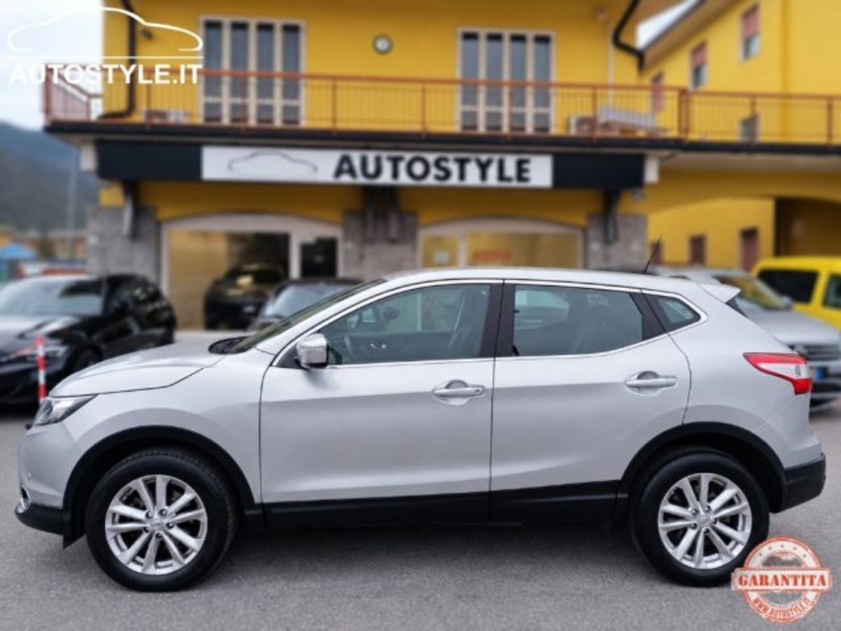 Nissan Qashqai 1.5 dCi DPF Acenta (6)