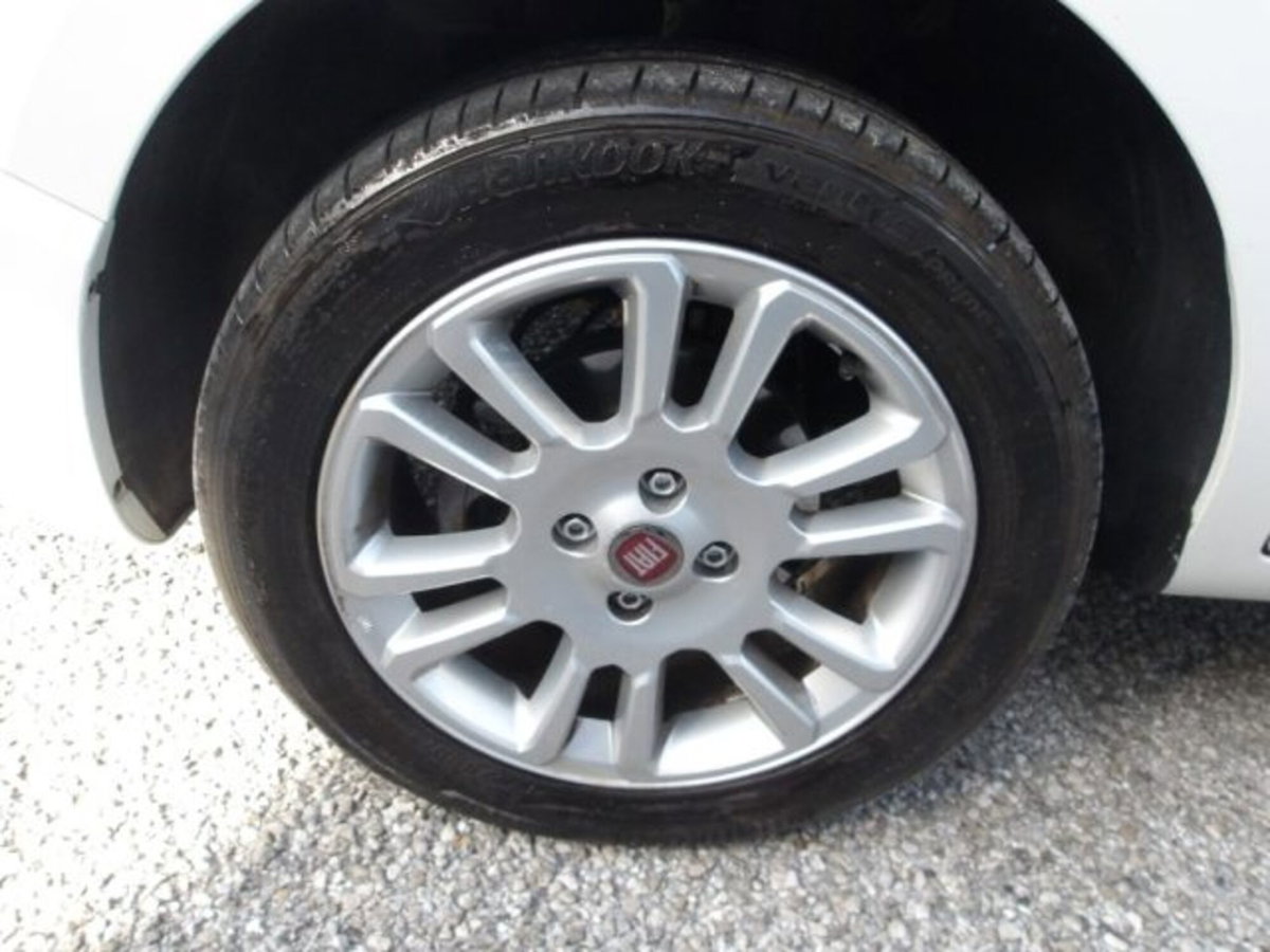 Fiat Qubo 1.4 8V 77 CV Lounge (7)