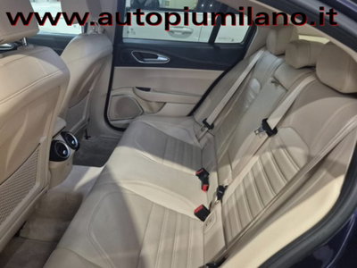Alfa Romeo Giulia 2.2 Turbodiesel 190 CV AT8 Business (7)