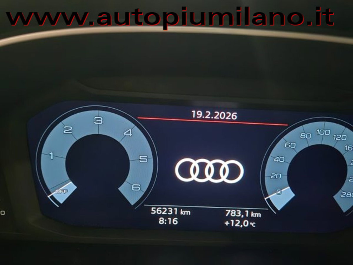 Audi Q3 35 TDI quattro S tronic Business Advanced (17)